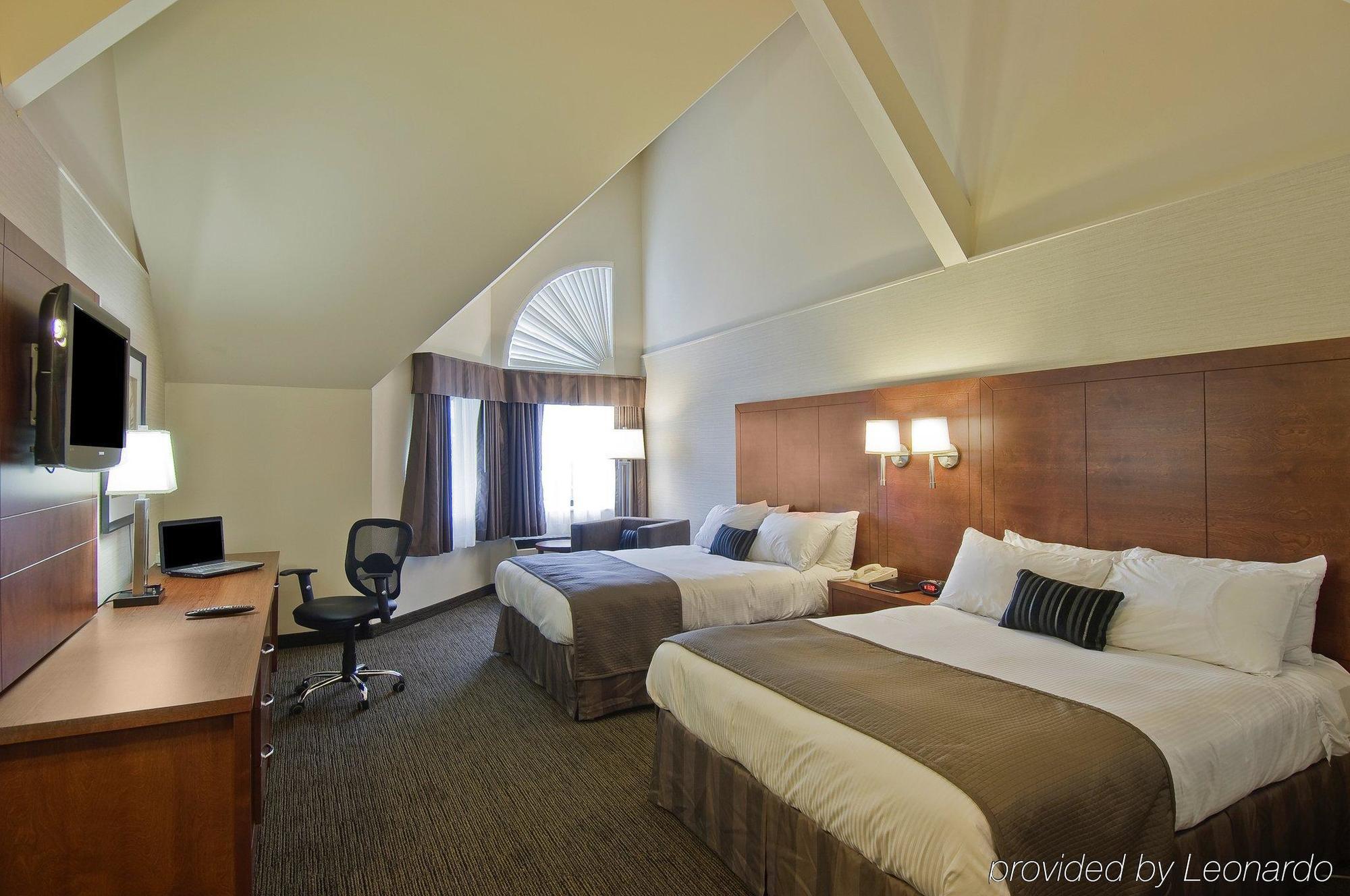 Royal Brock Hotel Guelph Room photo